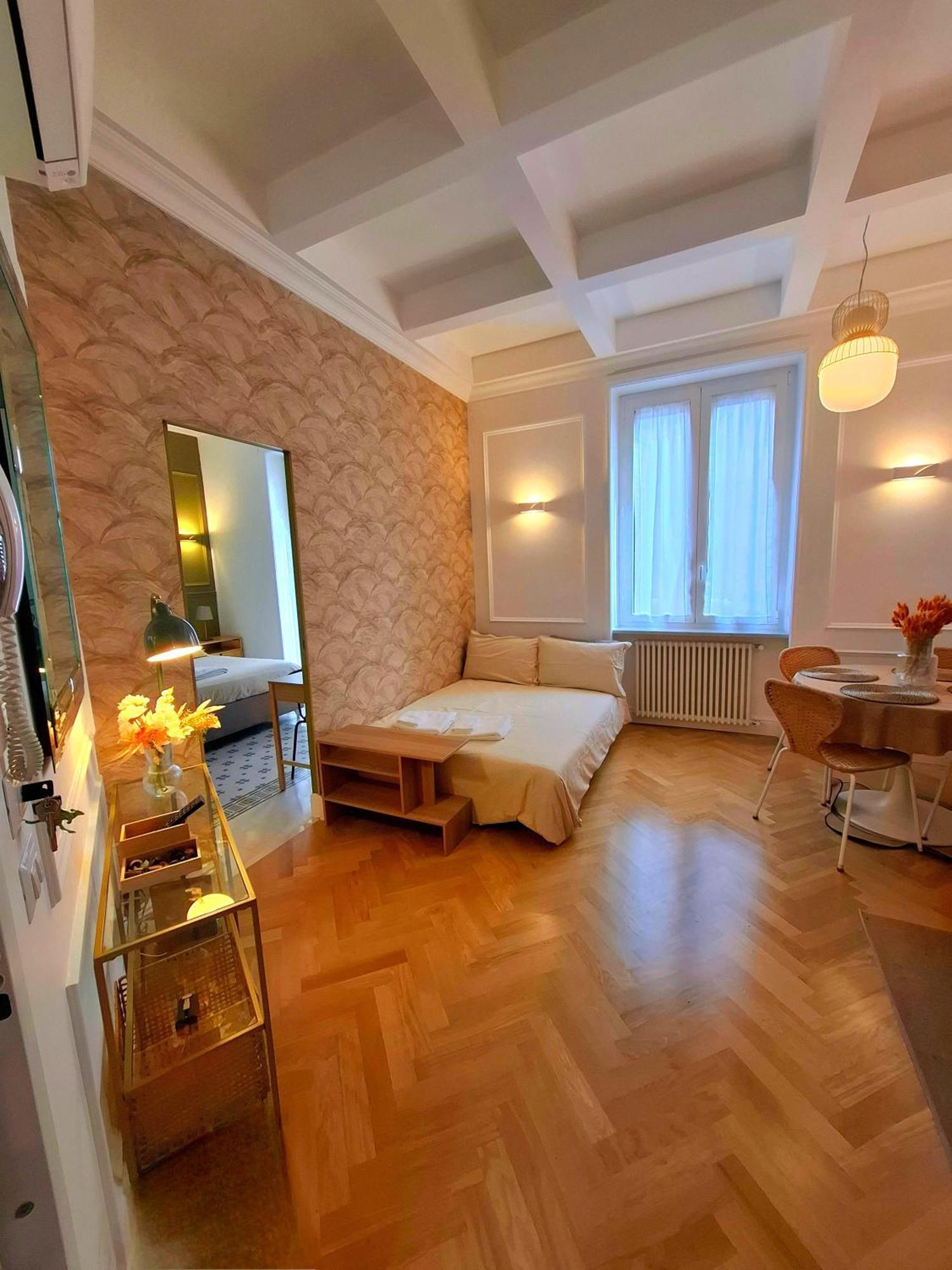 Talismano Luxury Suite & Loft & Alcova & Maison Неаполь Экстерьер фото